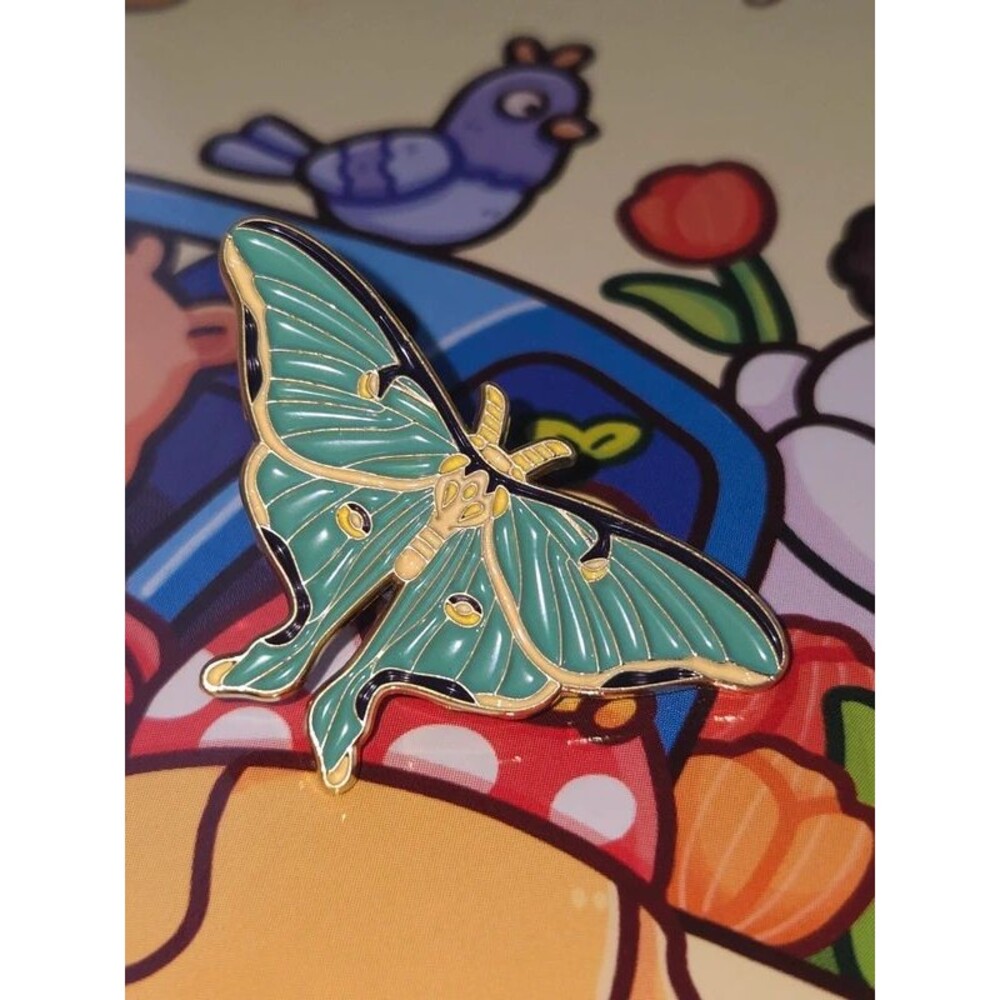 Green luna moth women's enamel accessory pin